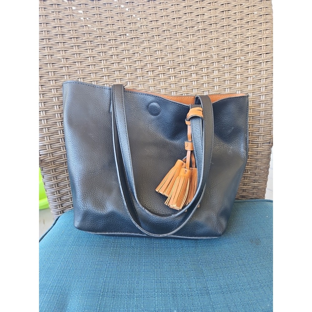 Reversible Pebbled Faux Leather Tote Bag Black Cognac Brown Tassel Charm